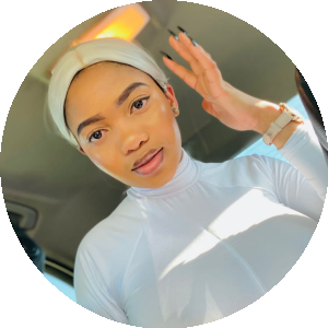 BioLink profile picture for @laila