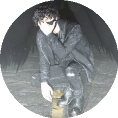 YOUNG CORPSE HUSBAND