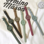 9. Jam tangan wanita