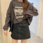 23. Sweater crop