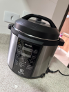 Panela pressão elétrica Electrolux 6L
