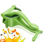 Manual plastic jucier