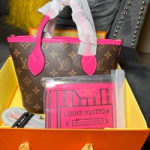 L’V mini tote