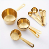 8 piezas, Set de tazas y cucharas medidoras doradas